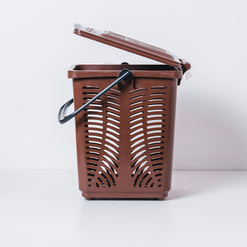 Recybio - le retour à la terre de vos bio-déchets - bioseau pour recyclage des biodéchets pour les particuliers - fournisseur de sacs kraft en papier et de bioseau